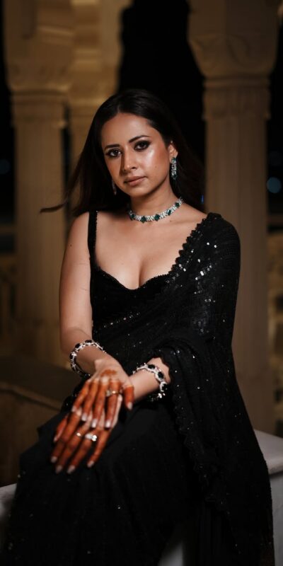 Black Georgette Embroidery Lace Work Saree | Sarees, Bollywood Sarees, Creative Sarees, Designer Sarees, Embroidered Sarees, Ethnic Saree, Modern Digital sarees, Party Wear Sarees