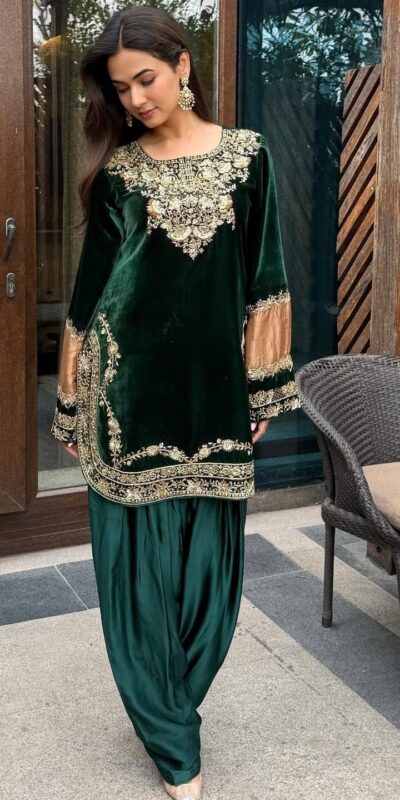 Green Viscose Velvet Thread Work Salwar Suit | Jump Suits, Salwar suit, Casual Suits, Creative suits, Designer Suits, Palazzo Suits, Party Wear Suits, Patiala Suits, Straight Suits