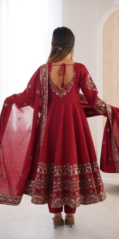 Nice Maroon Roman Silk Embroidery Work Gown | Gowns, Bollywood Gowns, Creative Gowns, Designer Gowns, Embroidered Gowns, Party Wear Gowns