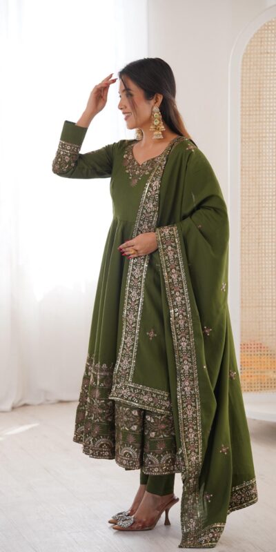 Nice Mehendi Roman Silk Embroidery Work Gown | Gowns, Bollywood Gowns, Creative Gowns, Designer Gowns, Embroidered Gowns, Party Wear Gowns