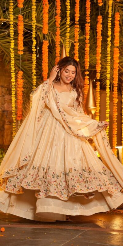 Off White Natural Crap Silk Embroidery Work Anarkali Suit | Anarkali Suits, Bollywood Anarkali, Creative-Anarkali, Designer Anarkali, Embroidered Anarkali, Party Wear Anarkali