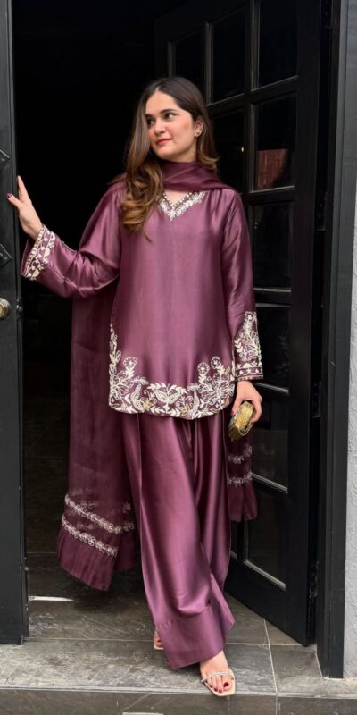Onion Natural Crep Silk Embroidery Salwar Suit | Jump Suits, Tops & Bottoms, Track Suits, Salwar suit, Casual Suits, Creative suits, Designer Suits, Palazzo Suits, Party Wear Suits, Patiala Suits, Straight Suits, Trendy Wear