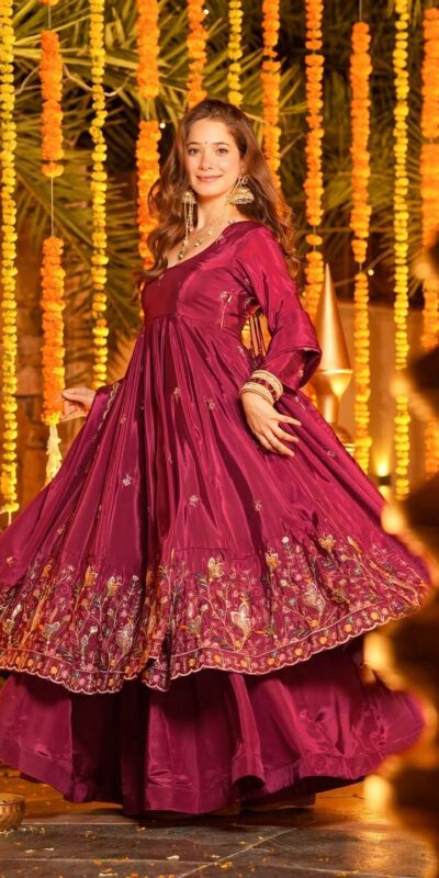 Red Natural Crap Silk Embroidery Work Anarkali Suit | Anarkali Suits, Bollywood Anarkali, Creative-Anarkali, Designer Anarkali, Embroidered Anarkali, Party Wear Anarkali