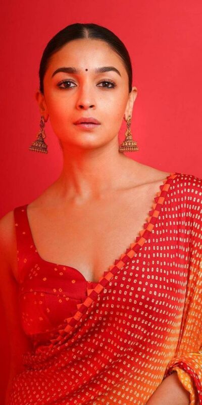 Red Satin Creap Silk Heavy Satin Zari Saree | Sarees, Bollywood Sarees, Creative Sarees, Designer Sarees, Embroidered Sarees, Ethnic Saree, Modern Digital sarees, Party Wear Sarees