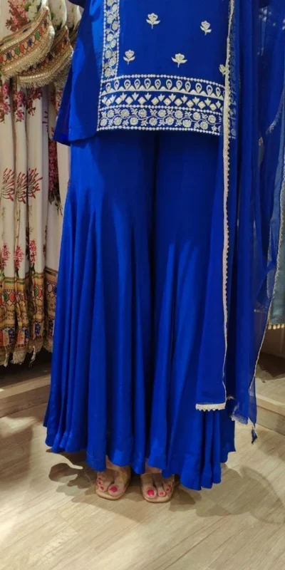 Royal Blue Faux Georgette Intricate Thread Work Salwar Suit | Jump Suits, Salwar suit, Casual Suits, Creative suits, Designer Suits, Palazzo Suits, Party Wear Suits, Patiala Suits, Straight Suits