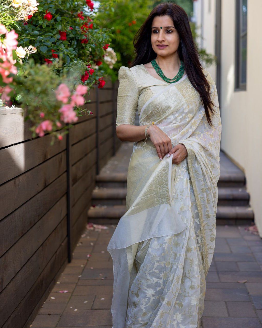 White Soft Lichi Silk Jacquard Saree | Sarees, Bollywood Sarees, Creative Sarees, Designer Sarees, Embroidered Sarees, Ethnic Saree, Modern Digital sarees, Party Wear Sarees