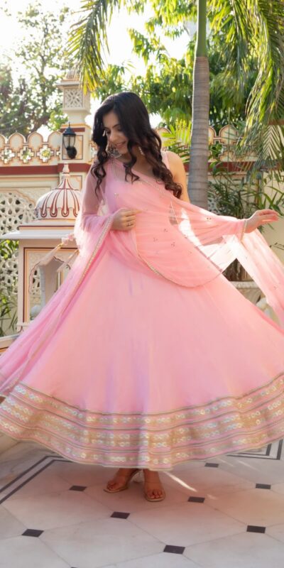 RTC 6039 Light Pink Color Natural Crep Anarkali Suit with Embroidery Work. Exclusive Offer ₹2599. Delivery 4-6 Working Days. Shop now. | Anarkali Suits, Bollywood Anarkali, Creative-Anarkali, Designer Anarkali, Embroidered Anarkali, Party Wear Anarkali