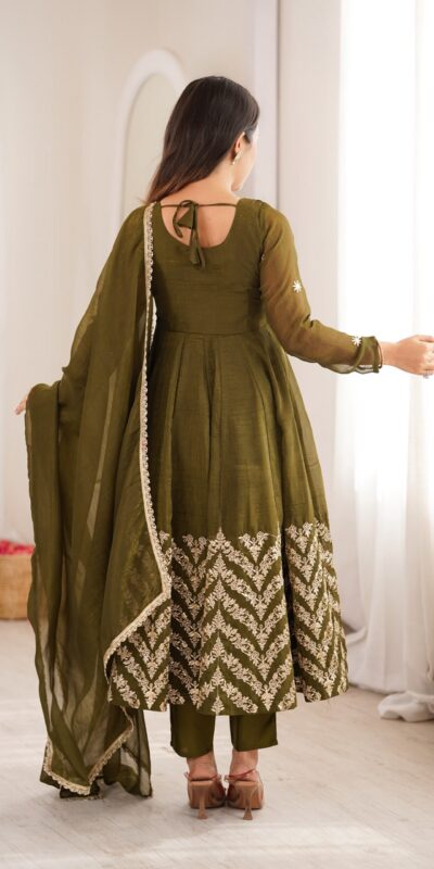 JF 050 Mehandi Embroidery Work & Sequins Work Salwar Suit in Peach Crunchy Silk. Festive Deal ₹2099. Delivery 4-6 Working Days. Shop now. | Anarkali Suits, Bollywood Anarkali, Creative-Anarkali, Designer Anarkali, Embroidered Anarkali, Party Wear Anarkali