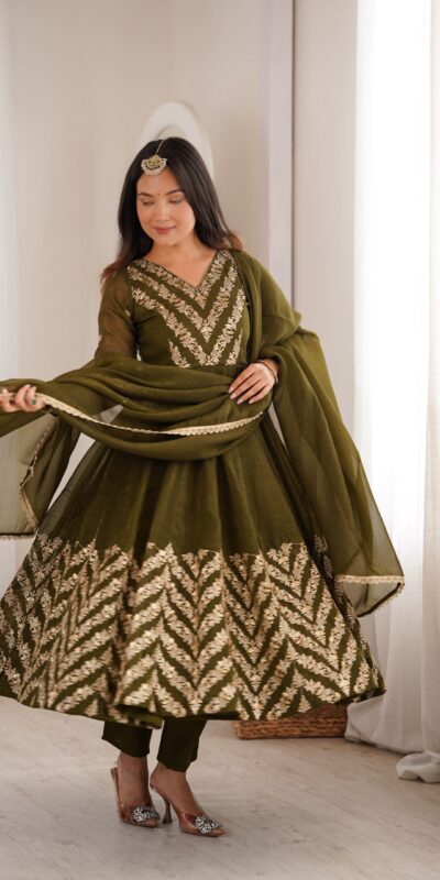 JF 050 Mehandi Embroidery Work & Sequins Work Salwar Suit in Peach Crunchy Silk. Festive Deal ₹2099. Delivery 4-6 Working Days. Shop now. | Anarkali Suits, Bollywood Anarkali, Creative-Anarkali, Designer Anarkali, Embroidered Anarkali, Party Wear Anarkali