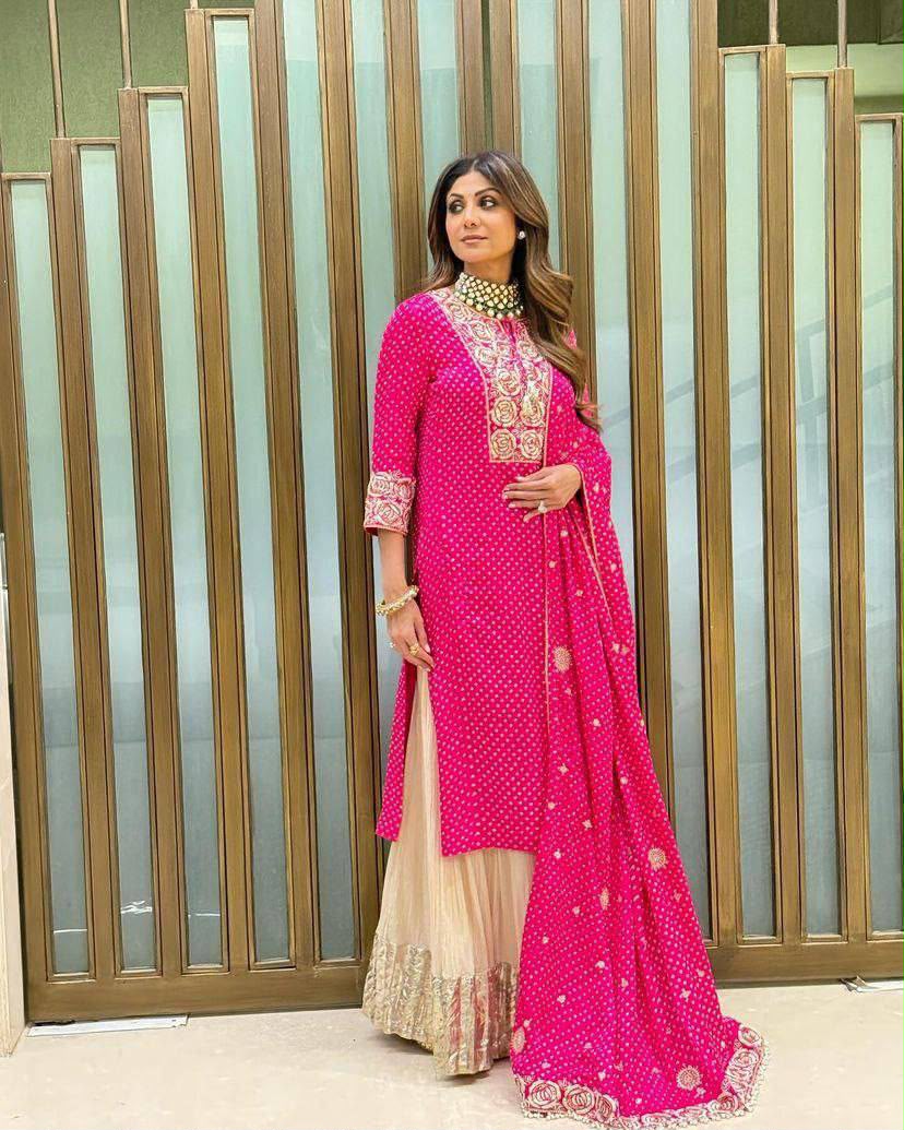 ZB 5049 Pink Faux Georgette Salwar Suit Perfect for Wedding, Party, Family Gatherings, Sangeet, Housewarming – . Affordable Price ₹2399. Days | Jump Suits, Salwar suit, Casual Suits, Creative suits, Designer Suits, Palazzo Suits, Party Wear Suits, Patiala Suits, Straight Suits