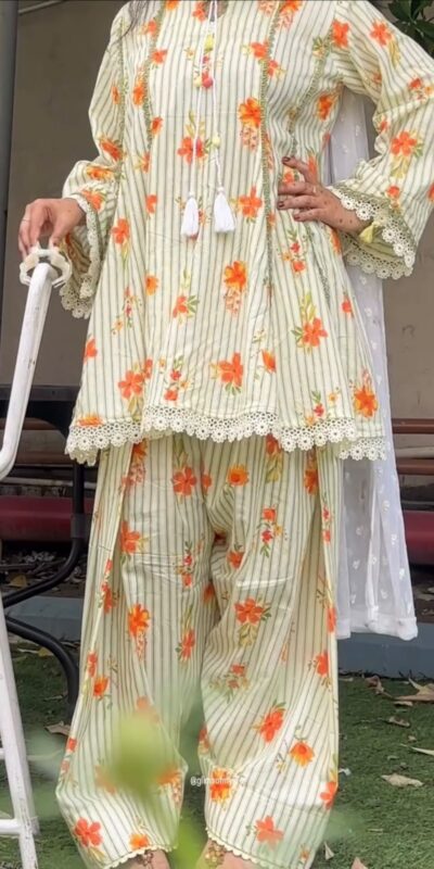 SRK 5362 Off White Natural Crep Lace Work & Digital Print Salwar Suit . Exclusive Offer ₹1899. Delivery 4-6 Working Days. Shop now. | Jump Suits, Salwar suit, Casual Suits, Creative suits, Designer Suits, Palazzo Suits, Party Wear Suits, Patiala Suits, Straight Suits