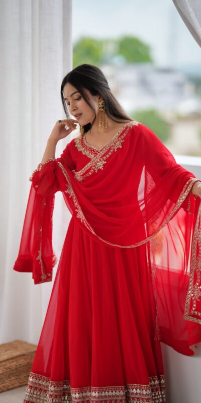 SSR 549 Red Fox Perfect for Wedding, Party, Durga Puja, Diwali, Anniversary –Georgette Gown. Now at just ₹2449. Delivery 4-6 Working Days. Shop now. | Gowns, Bollywood Gowns, Creative Gowns, Designer Gowns, Embroidered Gowns, Party Wear Gowns