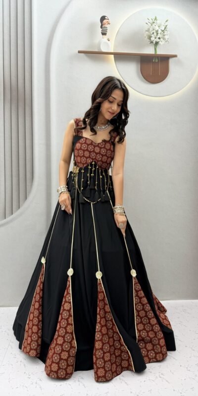 Ram 192 Black in Pure Cotton Mirror Work & Gamthi Work Lehenga Choli . Exclusive Offer ₹2849. Delivery 4-6 Working Days. Shop now. | Lehenga, Bollywood Lehenga, Creative Lehenga, Designer Lehenga, Embroidered Lehenga, Party Wear Lehenga