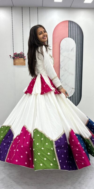 PC N54 White in Pure Cotton Mirror Work & Gamthi Work Lehenga Choli . Exclusive Offer ₹3049. Delivery 4-6 Working Days. Shop now. | Lehenga, Bollywood Lehenga, Creative Lehenga, Designer Lehenga, Embroidered Lehenga, Party Wear Lehenga
