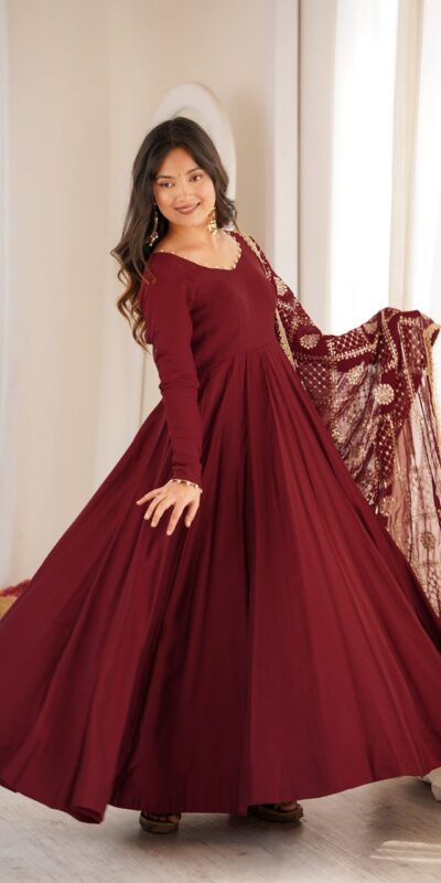 KB 313 Marooni Anarkali Suit with Thread Embroidery & Embroidery Work. Special Price ₹2299. Delivery 4-6 Working Days. Shop now. | Anarkali Suits, Bollywood Anarkali, Creative-Anarkali, Designer Anarkali, Embroidered Anarkali, Party Wear Anarkali