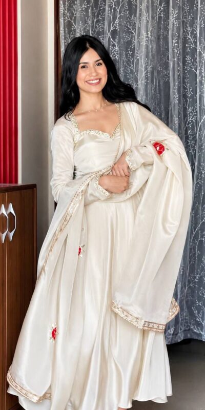 SSR 551 White Upada Silk Gown Perfect for Wedding, Party, Onam, Housewarming, Durga Puja –. Grab it for ₹2399. Delivery 4-6 Working Days. Shop now. | Gowns, Bollywood Gowns, Creative Gowns, Designer Gowns, Embroidered Gowns, Party Wear Gowns