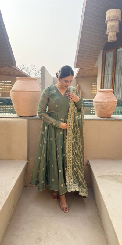 MD 3086 Pista Moss Fendy Salwar Suit Perfect for Wedding, Party, Baby Shower, Engagement, Bridal Wear – . Get it for ₹2849. Delivery 4-6 Working Days. | Anarkali Suits, Bollywood Anarkali, Creative-Anarkali, Designer Anarkali, Embroidered Anarkali, Party Wear Anarkali