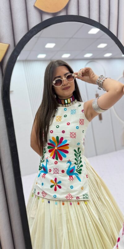 PC 594 White Khadi Cotton Lehenga Choli with Bandhej Print & Mirror Work. Festive Deal ₹2799. Delivery 4-6 Working Days. Shop now. | Lehenga, Bollywood Lehenga, Creative Lehenga, Designer Lehenga, Embroidered Lehenga, Party Wear Lehenga