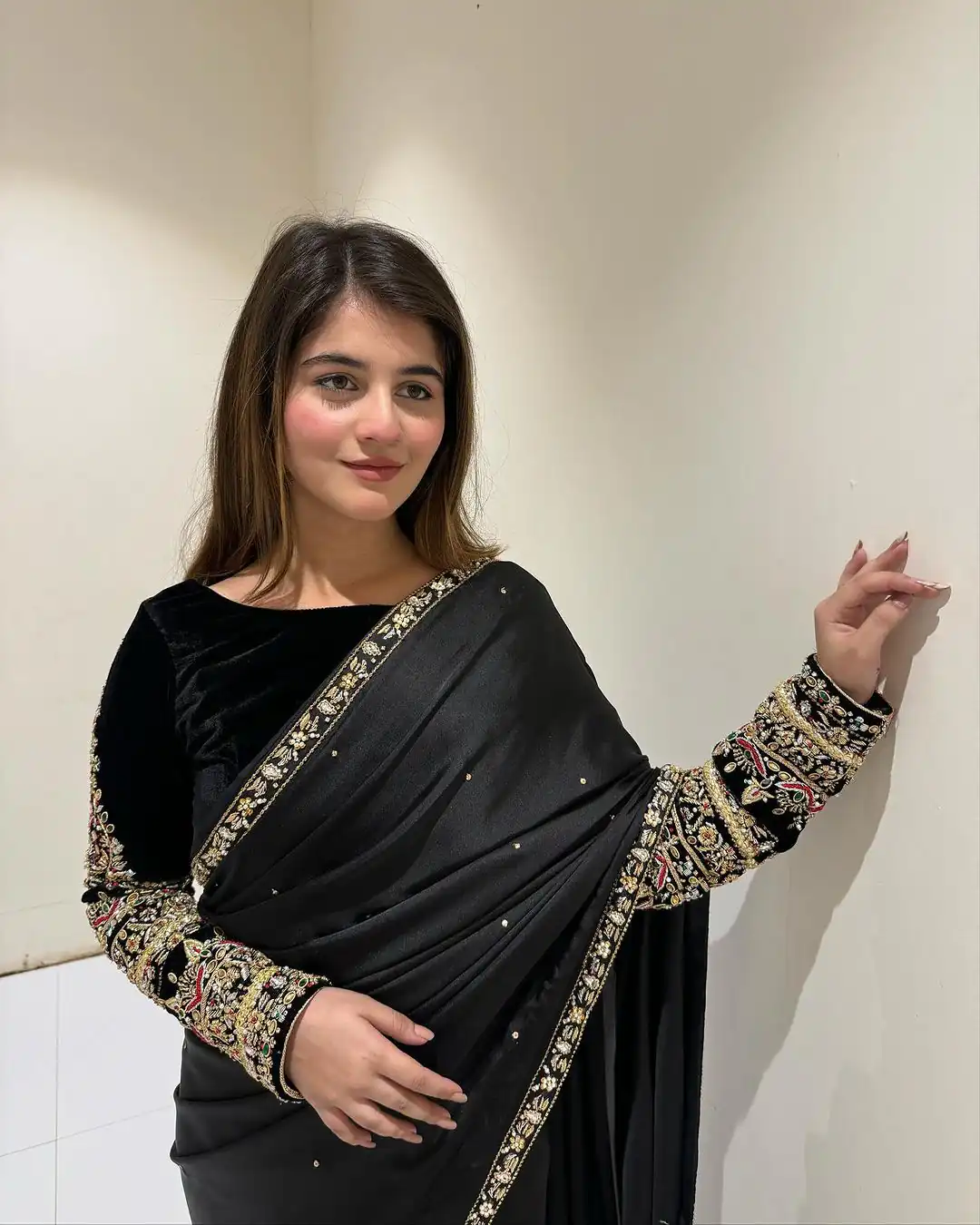 Black 9000 Velvet Embroidery Lace Work Saree | Sarees, Bollywood Sarees, Creative Sarees, Designer Sarees, Embroidered Sarees, Ethnic Saree, Modern Digital sarees, Party Wear Sarees