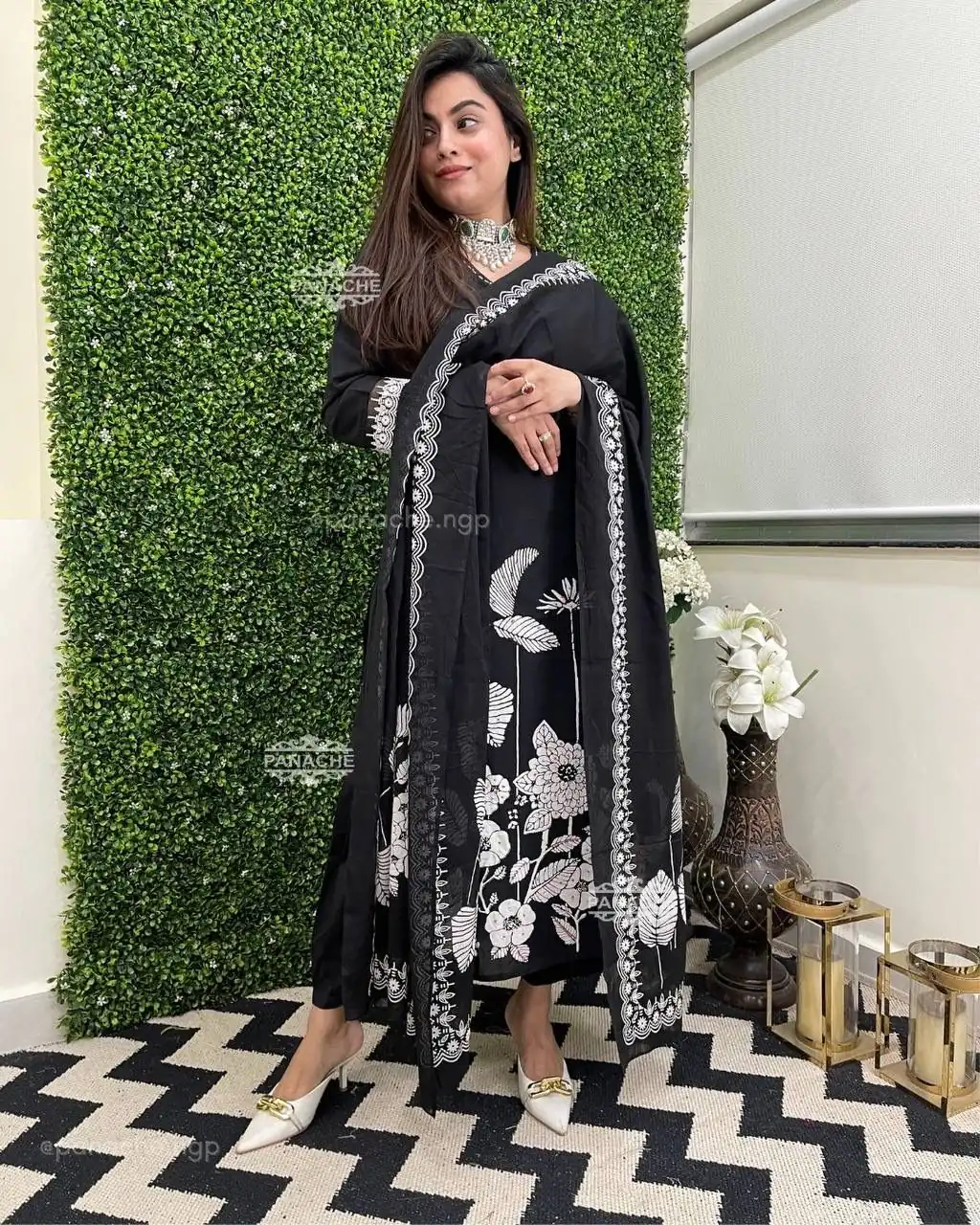 Black Georgette Digital Print Salwar Suit | Jump Suits, Salwar suit, Casual Suits, Creative suits, Designer Suits, Palazzo Suits, Party Wear Suits, Patiala Suits, Straight Suits
