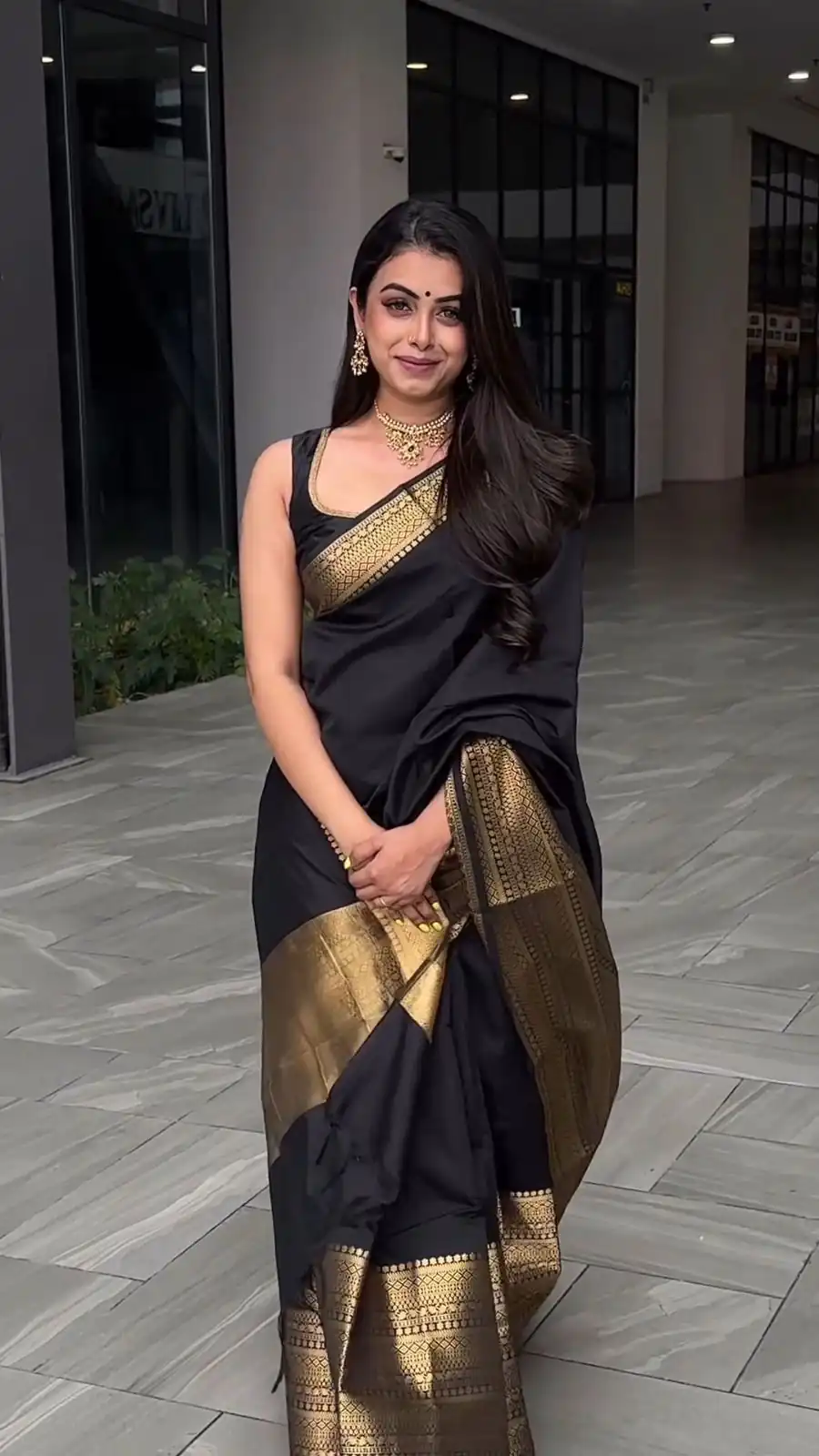 Black Jacquard Saree | Sarees, Bollywood Sarees, Creative Sarees, Designer Sarees, Embroidered Sarees, Ethnic Saree, Modern Digital sarees, Party Wear Sarees