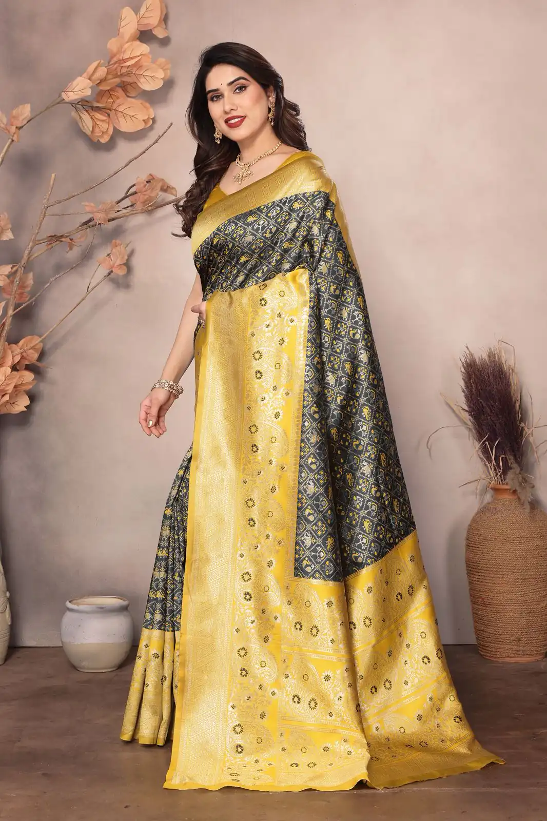 Black Lichi Silk Jacquard Rich Pallu Saree | Sarees, Bollywood Sarees, Creative Sarees, Designer Sarees, Embroidered Sarees, Ethnic Saree, Modern Digital sarees, Party Wear Sarees