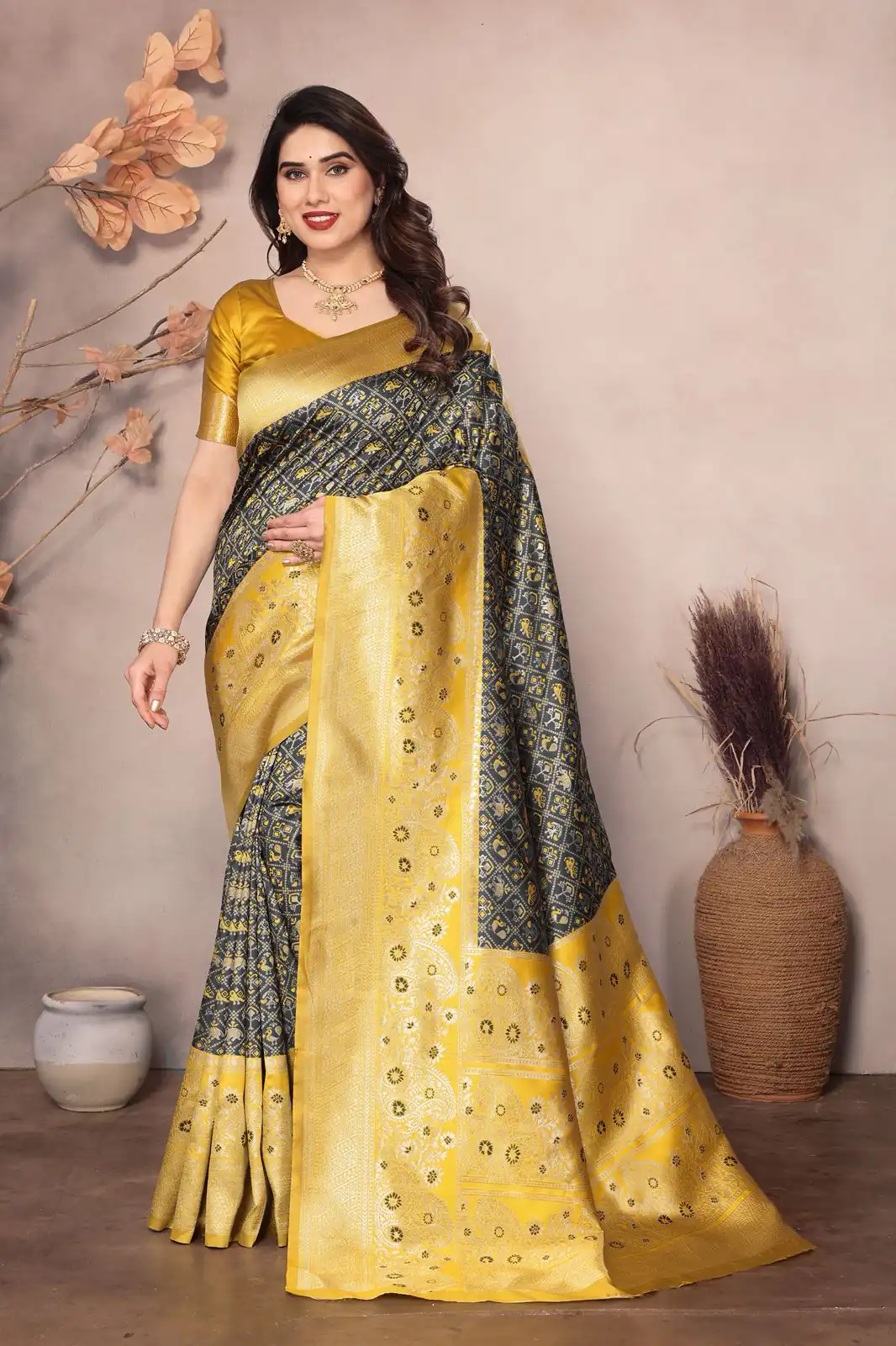 Black Lichi Silk Jacquard Rich Pallu Saree | Sarees, Bollywood Sarees, Creative Sarees, Designer Sarees, Embroidered Sarees, Ethnic Saree, Modern Digital sarees, Party Wear Sarees