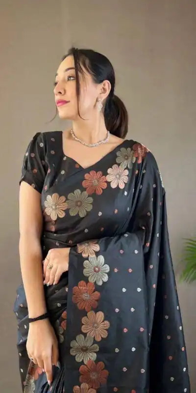 Black Soft Lichi Silk Cloth With Lace Saree | Sarees, Bollywood Sarees, Creative Sarees, Designer Sarees, Embroidered Sarees, Ethnic Saree, Modern Digital sarees, Party Wear Sarees