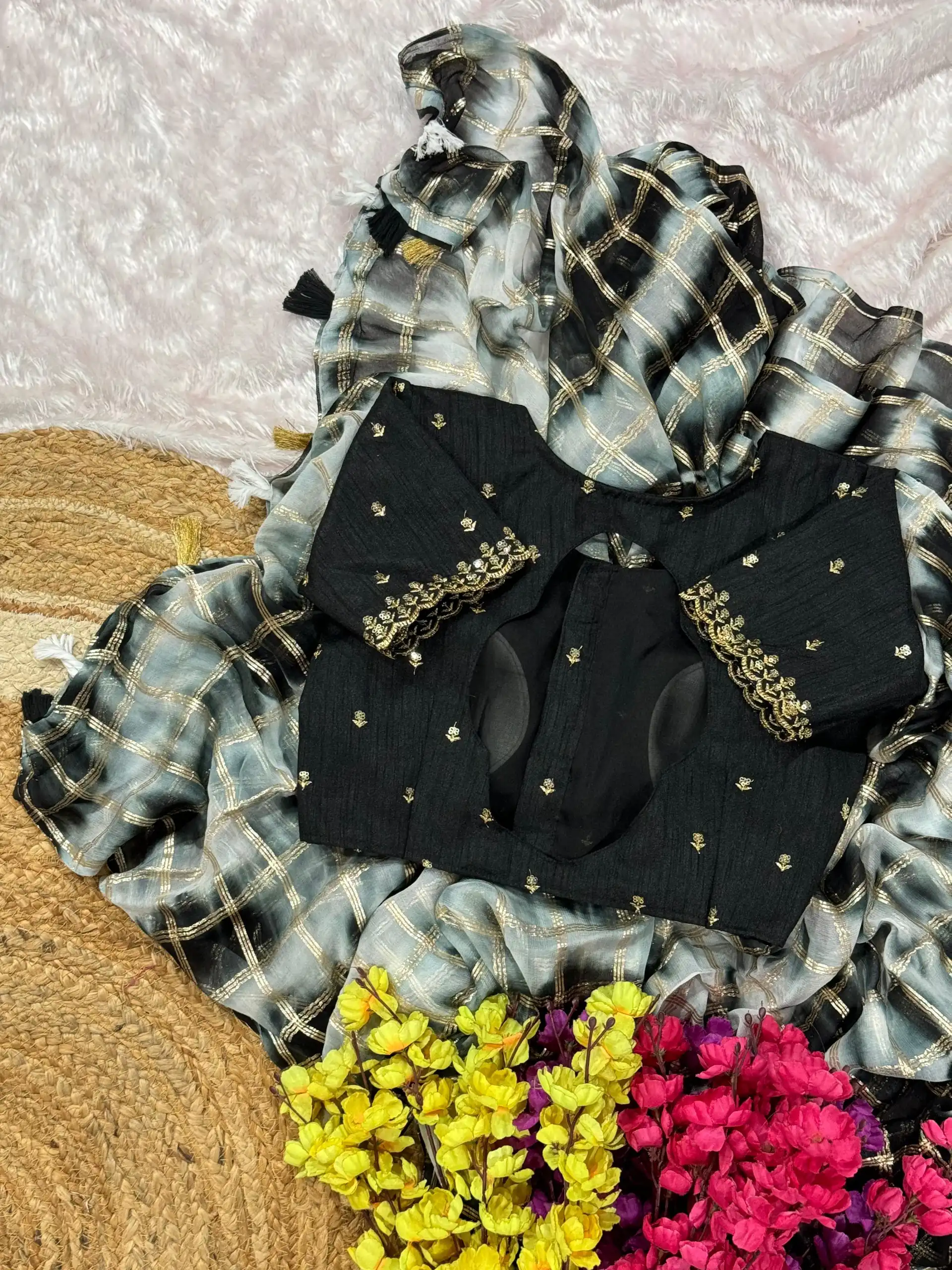 Black Viscose Georgette Shibori Hand Dyeing Jari Work Saree | Sarees, Bollywood Sarees, Creative Sarees, Designer Sarees, Embroidered Sarees, Ethnic Saree, Modern Digital sarees, Party Wear Sarees
