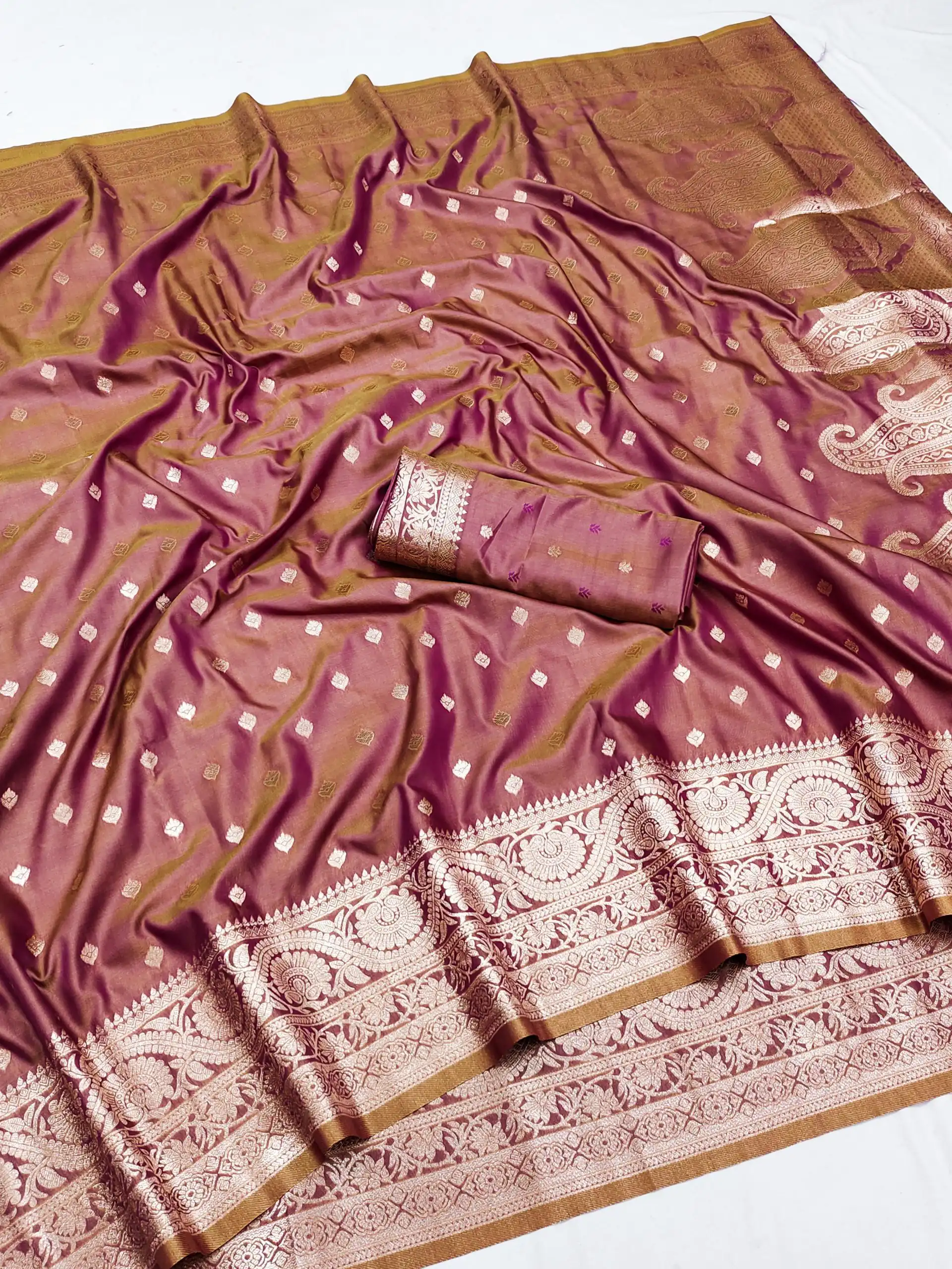Brown Soft Banarasi Silk Zari Lace Work Saree | Sarees, Bollywood Sarees, Creative Sarees, Designer Sarees, Embroidered Sarees, Ethnic Saree, Modern Digital sarees, Party Wear Sarees