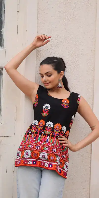 KA 1196 Black Georgette Kurti with Gamthi Work.Wedding, Party, Festive, Events, Exclusive Offer ₹1469. Delivery 4-6 Working Days. Shop now. | Kurti, Bollywood Kurti, Creative Kurtis, Designer Kurti, Party Wear Kurti, Selfie Kurti
