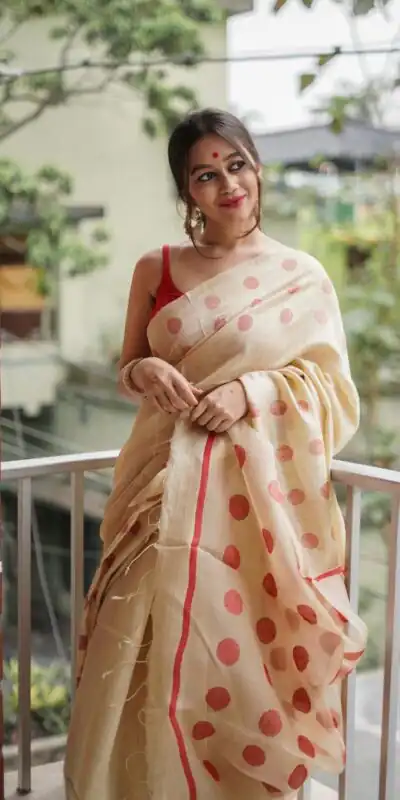 Cream Soft Lilan Weaving Work Saree | Sarees, Bollywood Sarees, Creative Sarees, Designer Sarees, Embroidered Sarees, Ethnic Saree, Modern Digital sarees, Party Wear Sarees