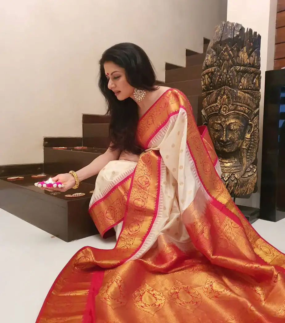 Cream Soft Silk Jacquard All Over Saree | Sarees, Bollywood Sarees, Creative Sarees, Designer Sarees, Embroidered Sarees, Ethnic Saree, Modern Digital sarees, Party Wear Sarees