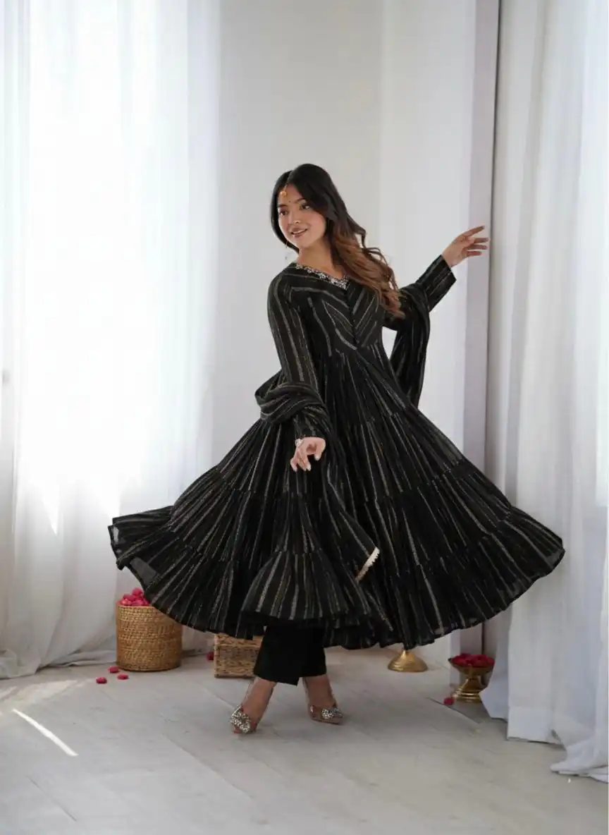 Graceful Black Mal Chanderi Mirror Lace Work Gown | Gowns, Bollywood Gowns, Creative Gowns, Designer Gowns, Embroidered Gowns, Party Wear Gowns
