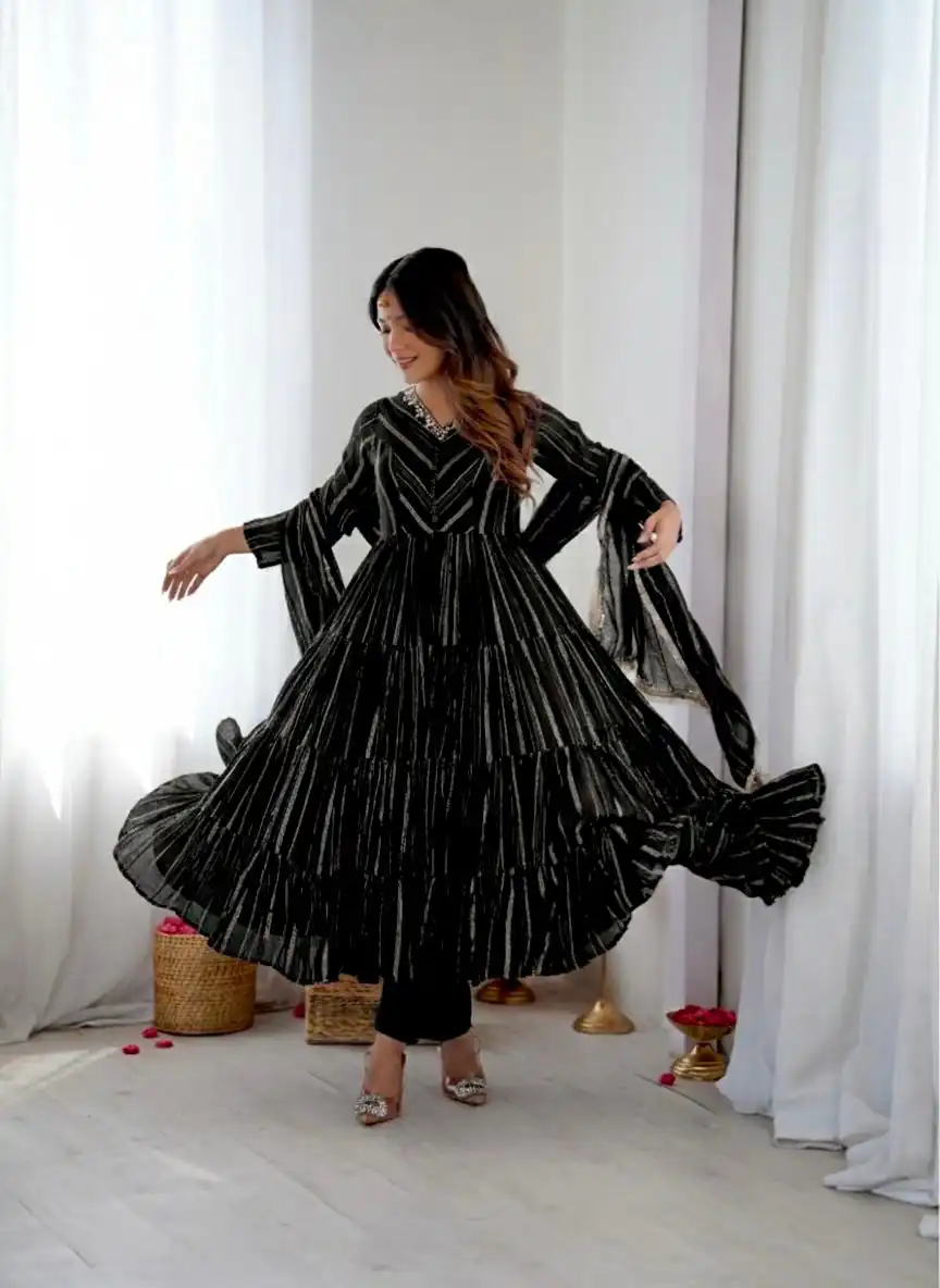 Graceful Black Mal Chanderi Mirror Lace Work Gown | Gowns, Bollywood Gowns, Creative Gowns, Designer Gowns, Embroidered Gowns, Party Wear Gowns