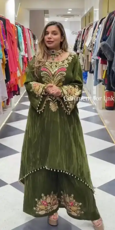 Green 9000 Velvet Lace Embroidery Work Salwar Suit | Jump Suits, Salwar suit, Casual Suits, Creative suits, Designer Suits, Palazzo Suits, Party Wear Suits, Patiala Suits, Straight Suits