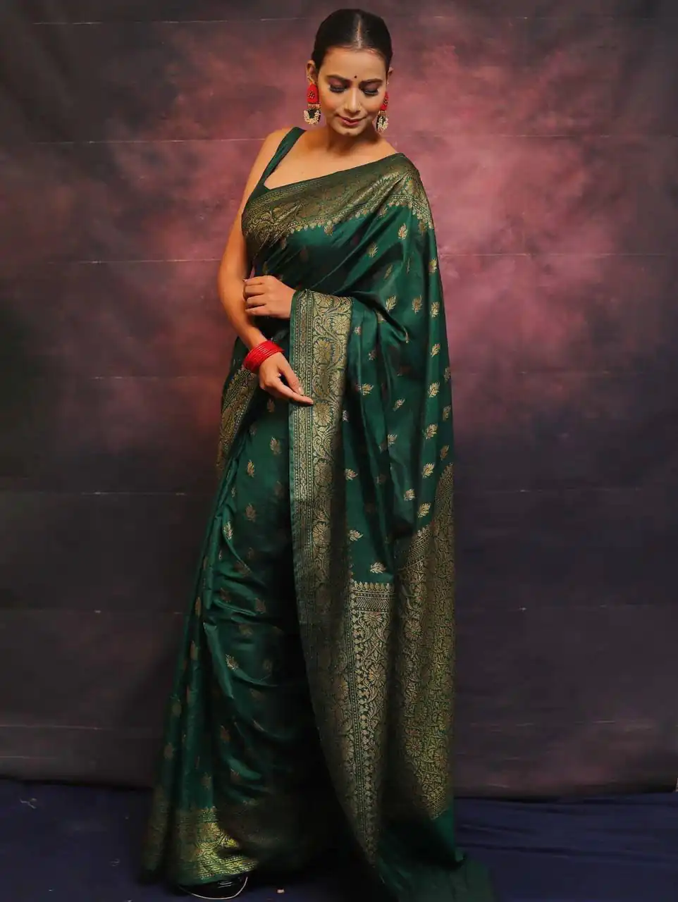Green Soft Lichi Silk Lace Border Lace Work Saree | Sarees, Bollywood Sarees, Creative Sarees, Designer Sarees, Embroidered Sarees, Ethnic Saree, Modern Digital sarees, Party Wear Sarees