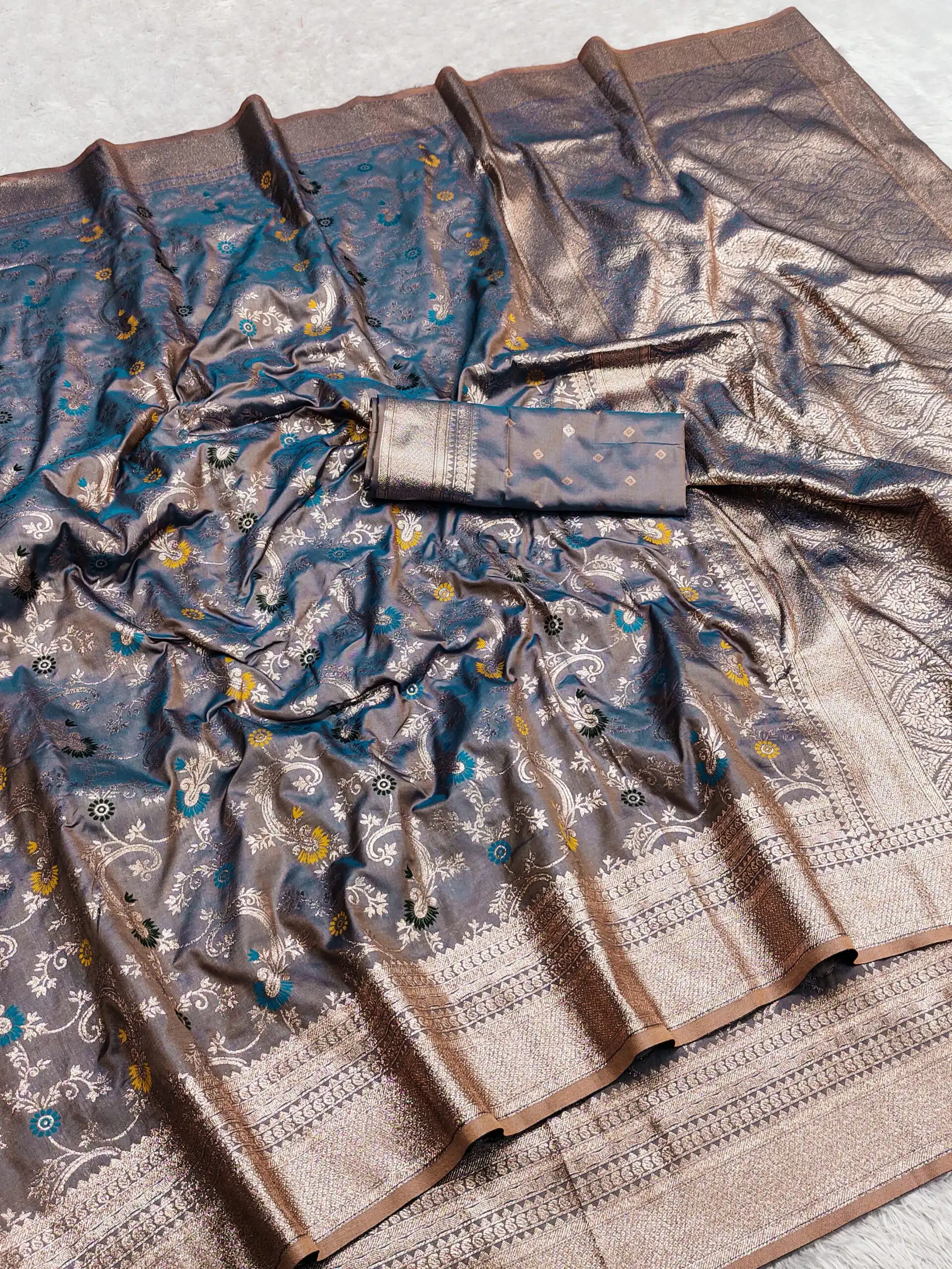 Grey Banarasi Silk With Zari Lace Work Saree | Sarees, Bollywood Sarees, Creative Sarees, Designer Sarees, Embroidered Sarees, Ethnic Saree, Modern Digital sarees, Party Wear Sarees