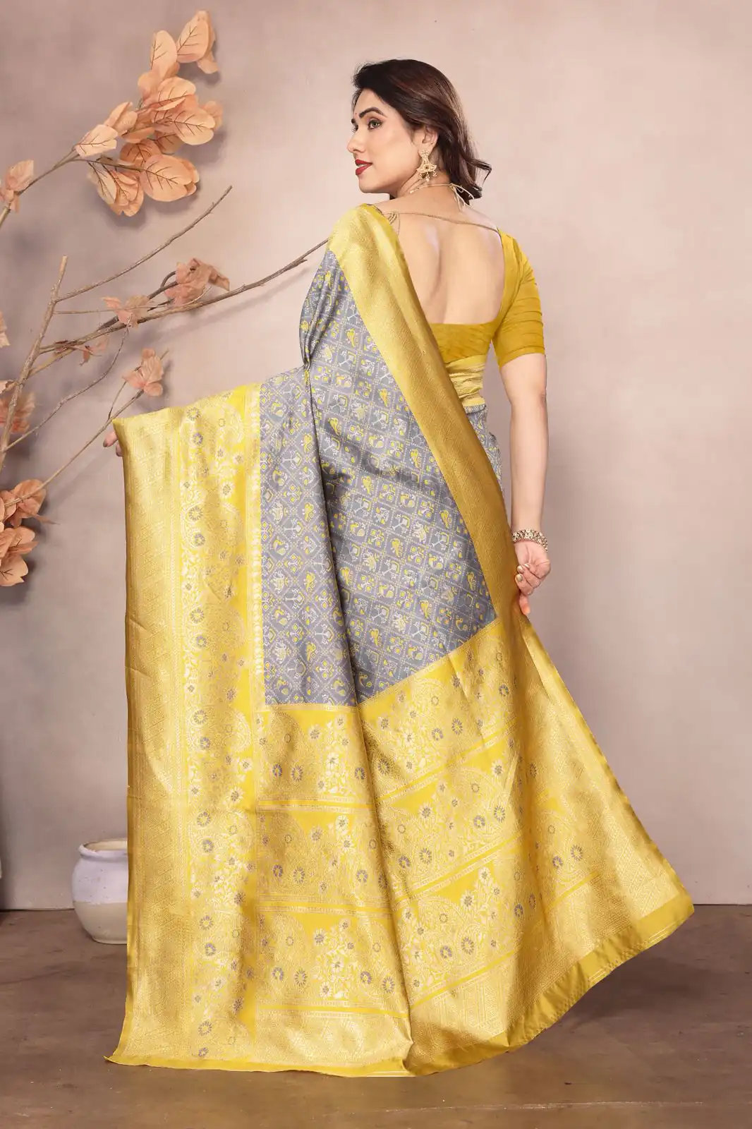Grey Lichi Silk Jacquard Rich Pallu Saree | Sarees, Bollywood Sarees, Creative Sarees, Designer Sarees, Embroidered Sarees, Ethnic Saree, Modern Digital sarees, Party Wear Sarees