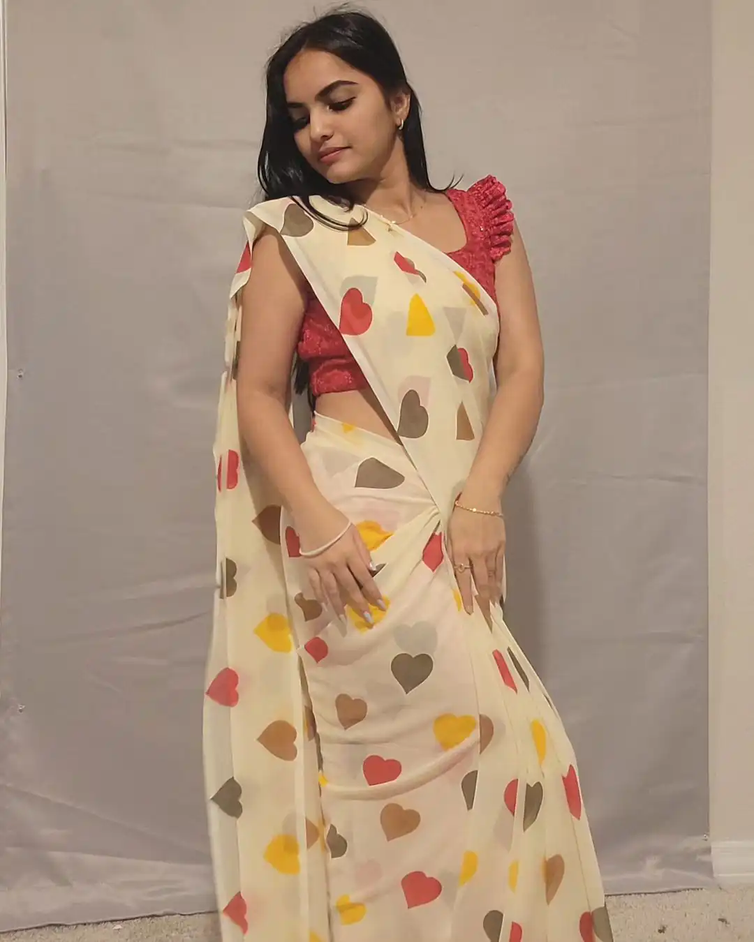 Half White Soft Georgette Silk Digital Print Heart Design Saree | Sarees, Bollywood Sarees, Creative Sarees, Designer Sarees, Embroidered Sarees, Ethnic Saree, Modern Digital sarees, Party Wear Sarees