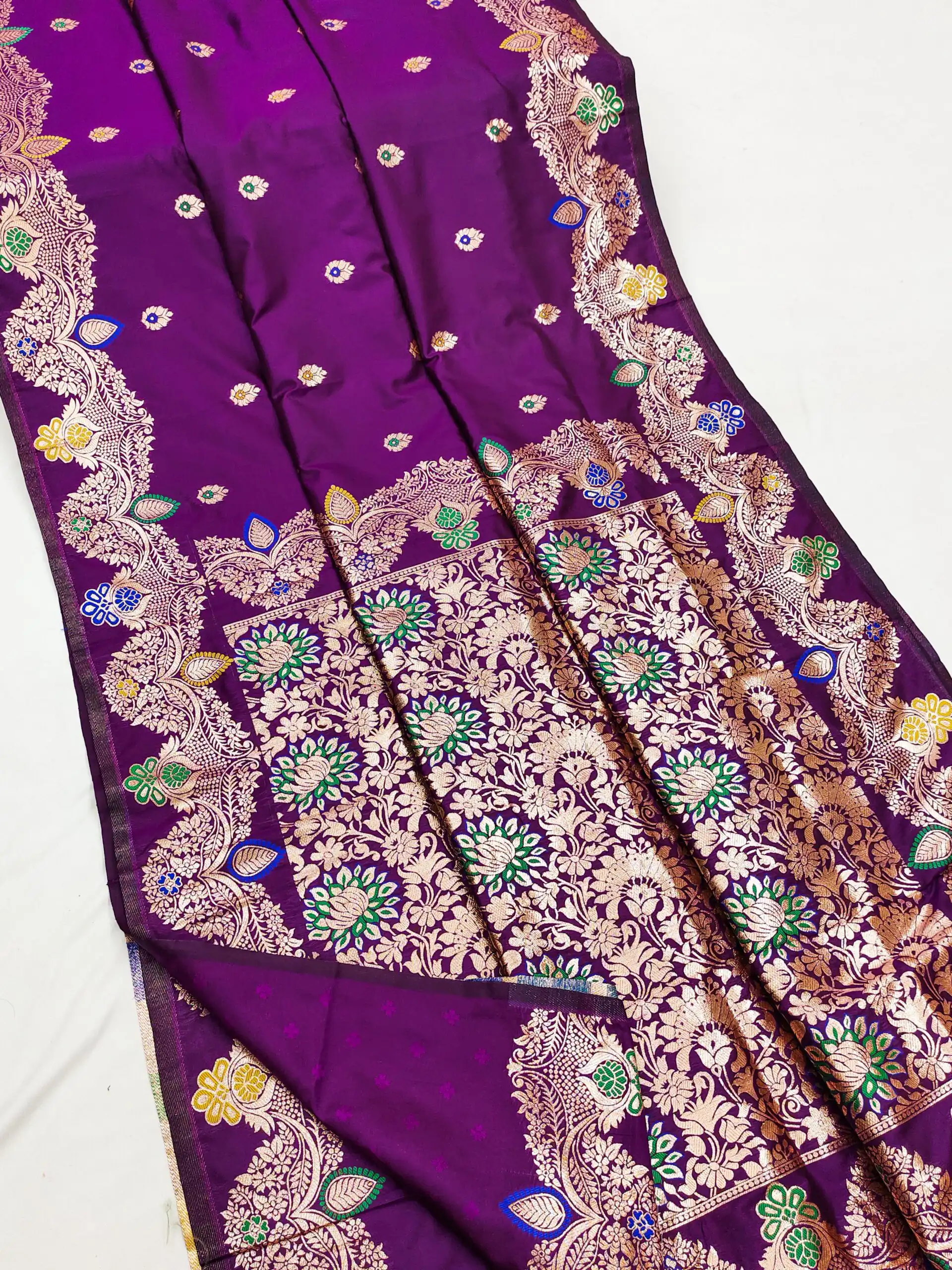 Light Purple Banarasi Lace Work Gold Zari Border Saree | Sarees, Bollywood Sarees, Creative Sarees, Designer Sarees, Embroidered Sarees, Ethnic Saree, Modern Digital sarees, Party Wear Sarees