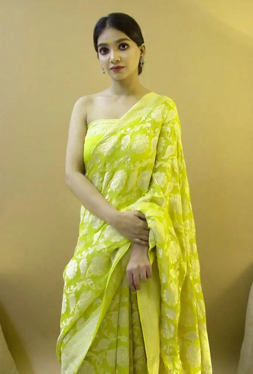 Light Yellow Soft Lichi Silk Zahlar Saree | Sarees, Bollywood Sarees, Creative Sarees, Designer Sarees, Embroidered Sarees, Ethnic Saree, Modern Digital sarees, Party Wear Sarees