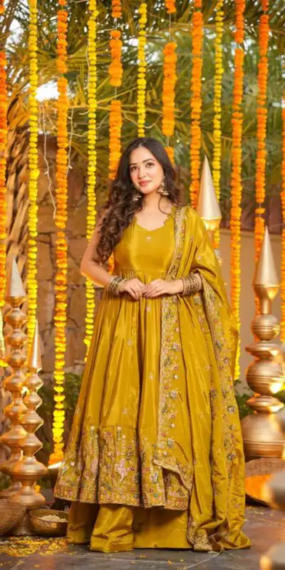 Mastered Natural Crap Silk Embroidery Work Anarkali Suit | Anarkali Suits, Bollywood Anarkali, Creative-Anarkali, Designer Anarkali, Embroidered Anarkali, Party Wear Anarkali