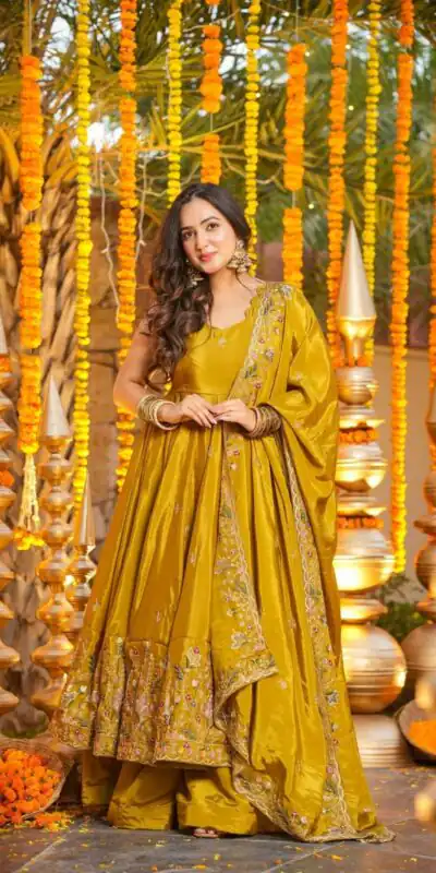 Mastered Natural Crap Silk Embroidery Work Anarkali Suit | Anarkali Suits, Bollywood Anarkali, Creative-Anarkali, Designer Anarkali, Embroidered Anarkali, Party Wear Anarkali