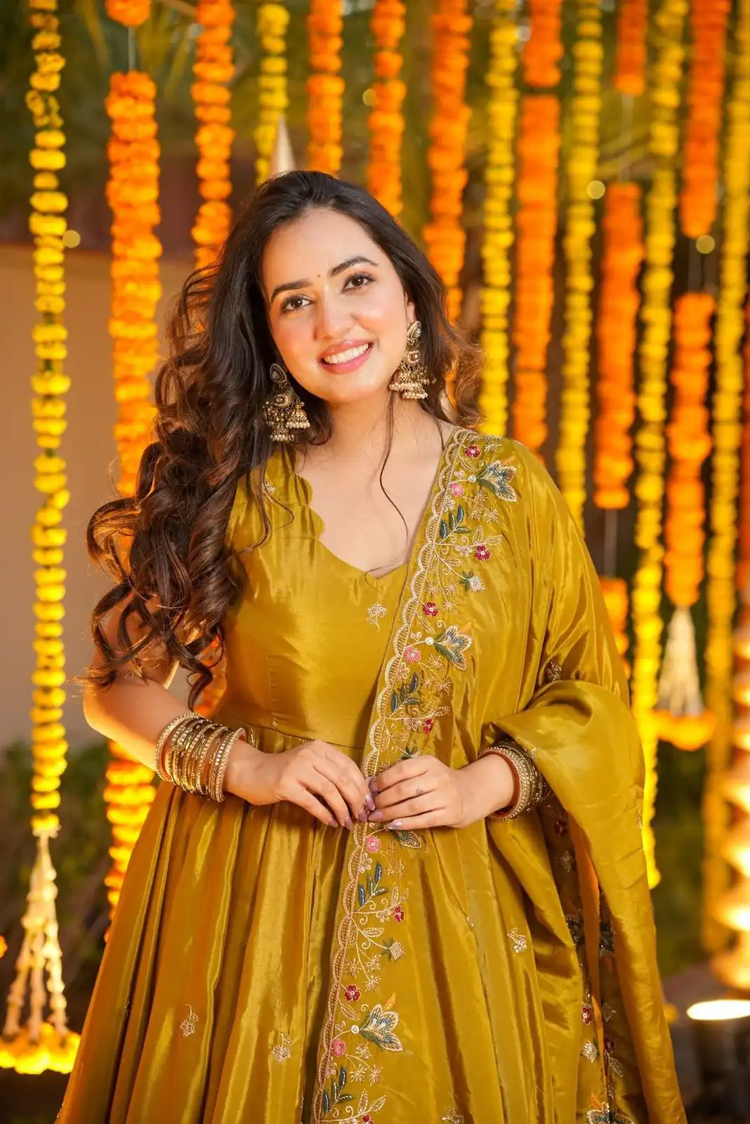 Mastered Natural Crap Silk Embroidery Work Anarkali Suit | Anarkali Suits, Bollywood Anarkali, Creative-Anarkali, Designer Anarkali, Embroidered Anarkali, Party Wear Anarkali
