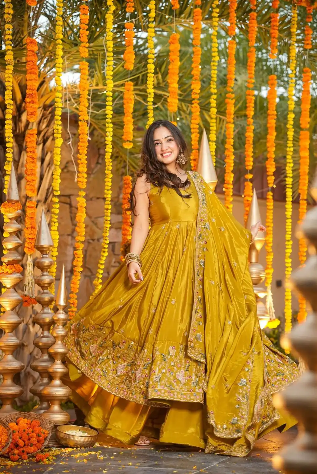 Mastered Natural Crap Silk Embroidery Work Anarkali Suit | Anarkali Suits, Bollywood Anarkali, Creative-Anarkali, Designer Anarkali, Embroidered Anarkali, Party Wear Anarkali