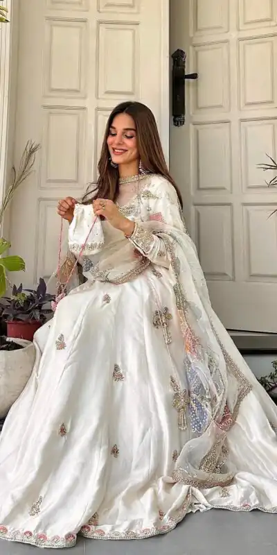 Off White Chinon Embroidery Lace Work Gown | Gowns, Bollywood Gowns, Creative Gowns, Designer Gowns, Embroidered Gowns, Party Wear Gowns