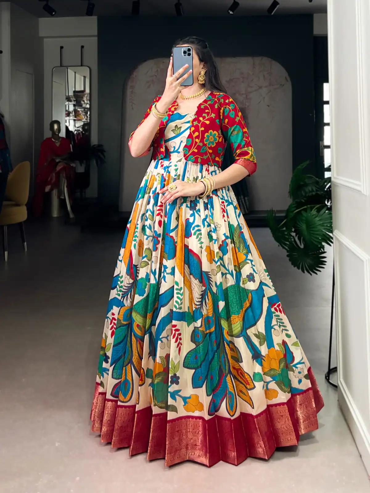 Off White Taser Silk Zari Work Kalamkari Print Gown | Gowns, Bollywood Gowns, Creative Gowns, Designer Gowns, Embroidered Gowns, Party Wear Gowns