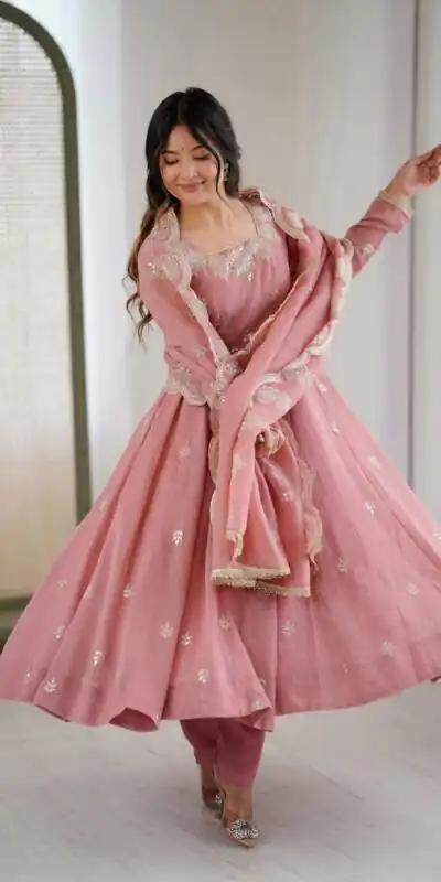 Onion Crunchy Silk Embroidery Work Gown | Gowns, Bollywood Gowns, Creative Gowns, Designer Gowns, Embroidered Gowns, Party Wear Gowns