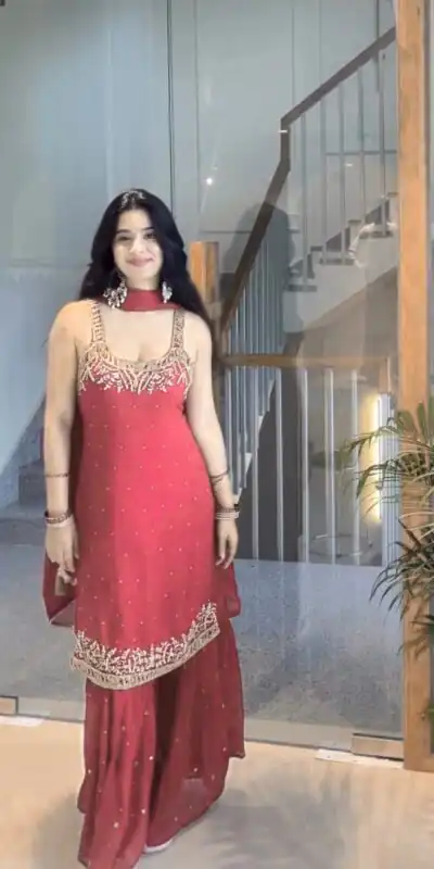 Peach Faux Georgette With Lace Work Salwar Suit | Jump Suits, Tops & Bottoms, Track Suits, Salwar suit, Casual Suits, Creative suits, Designer Suits, Palazzo Suits, Party Wear Suits, Patiala Suits, Straight Suits, Trendy Wear